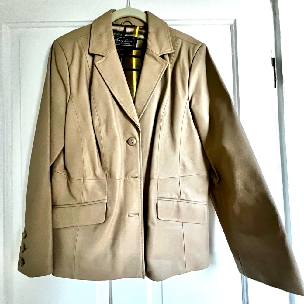 Terry Lewis Classic Luxuries- Vintage Leather Blazer - Size M